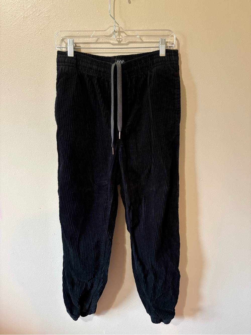 BDG Urban Outfitters Black Corduroy Joggers Women’s size Small 100% cotton
